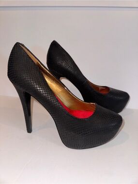 Circus by Sam Edelman Textured High Heel Pumps - Women's Platform Stilettos